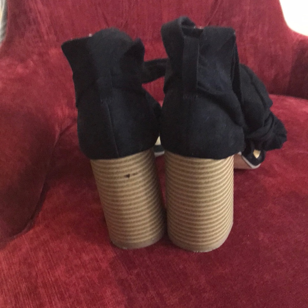 Express heels - Picture 3 of 3
